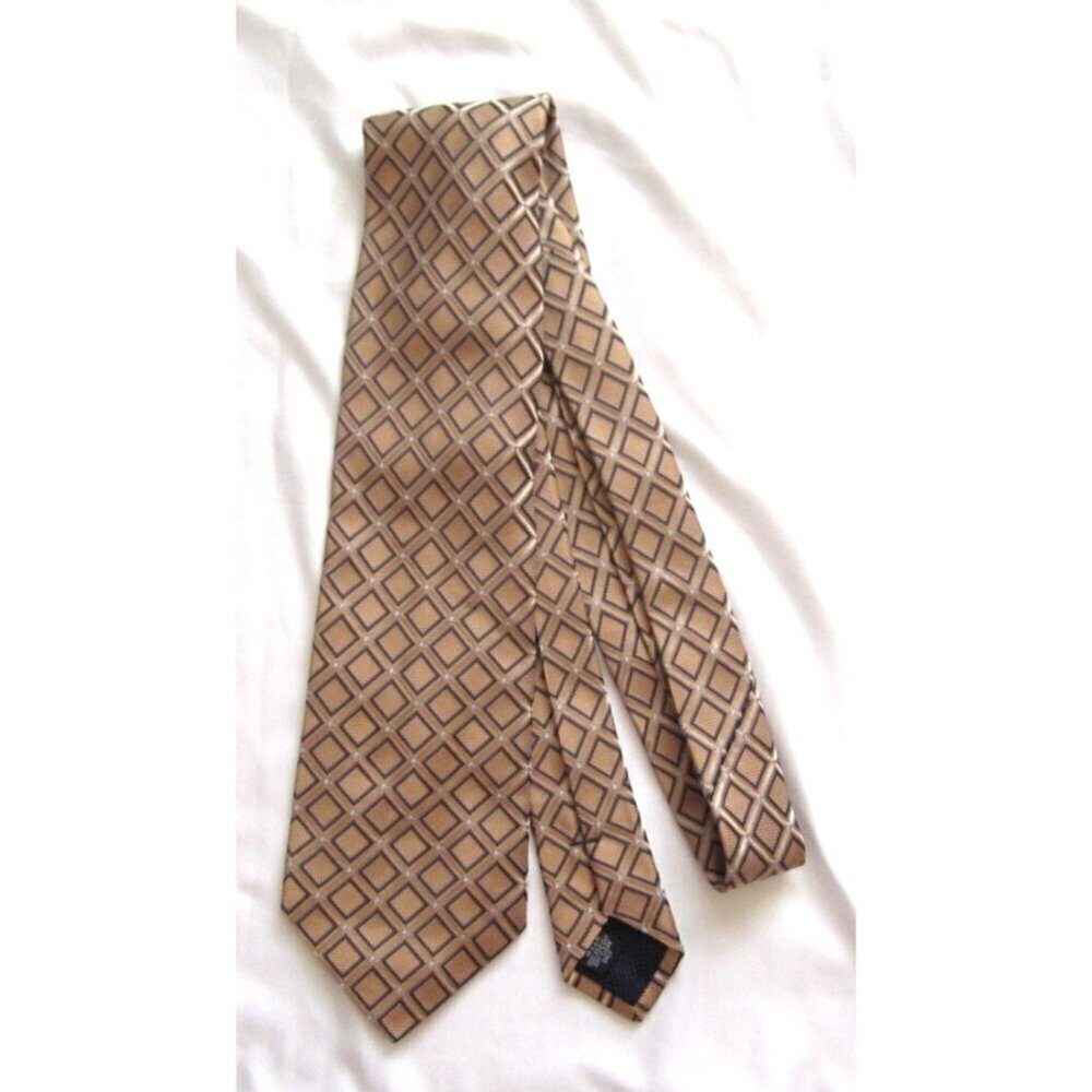 Men Cremieux 100% Silk Hand Tailored Neck Tie (Made in USA) NT3